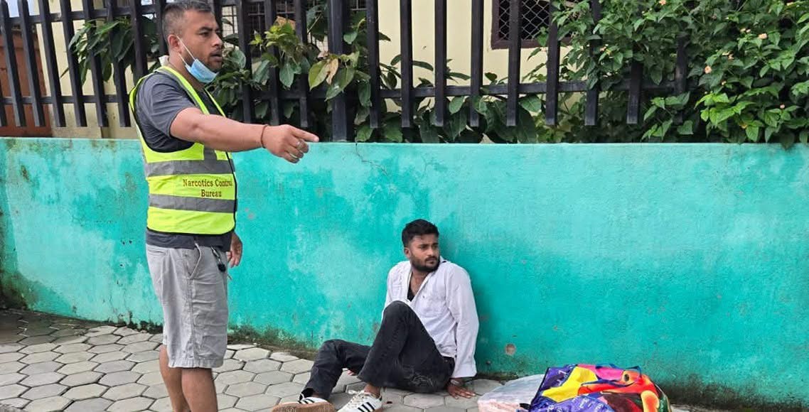 कुलेश्वरमा प्रहरीको गोली प्रहारपछि लागुऔषधसहित नेपाली र भारतीय नागरिक पक्राउ