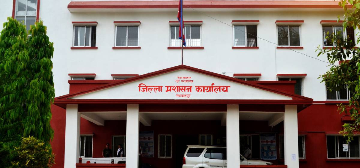 चर्को असुली र अखाद्य खानेकुरा बेचे कारबाही गर्ने मकवानपुर प्रशासनको चेतावनी